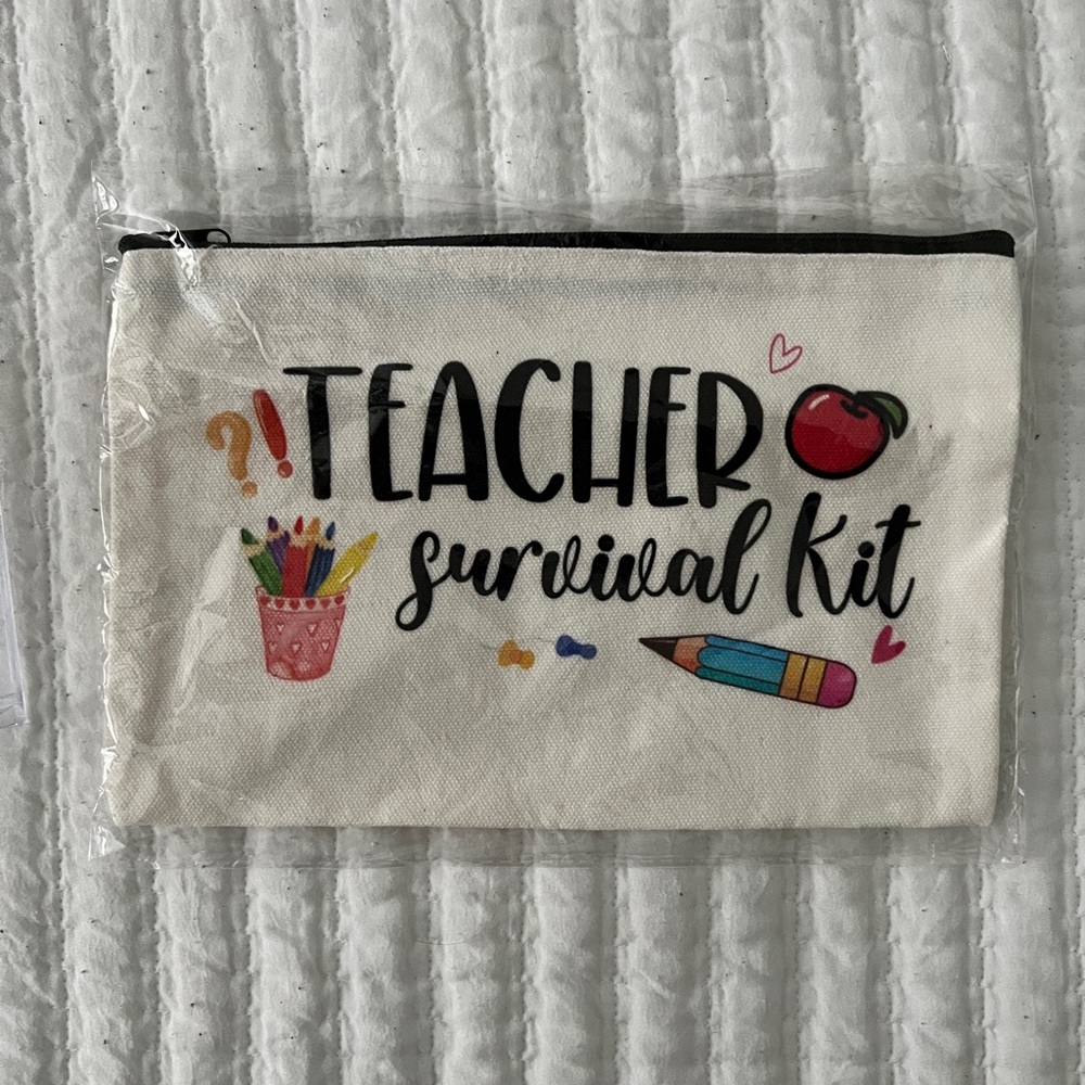 LOT OF TEACHER GIFTS